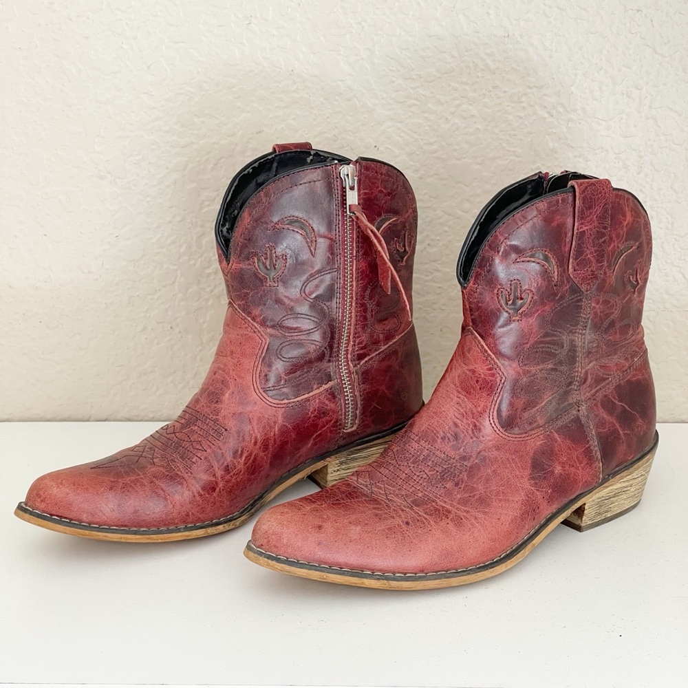 Vintage Dingo Adobe Rose Western Leather Cowboy Bootie in Red 9 - Picture 9 of 14